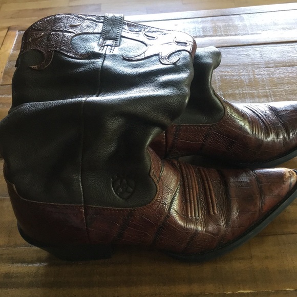 Ariat Ginger Leather Croc Embossed Slouch Boot - Picture 4 of 10